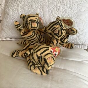 Ty Beanie Babies “Stripes” the Bangled Tiger Plush Toys / Lot of 3 / NWT